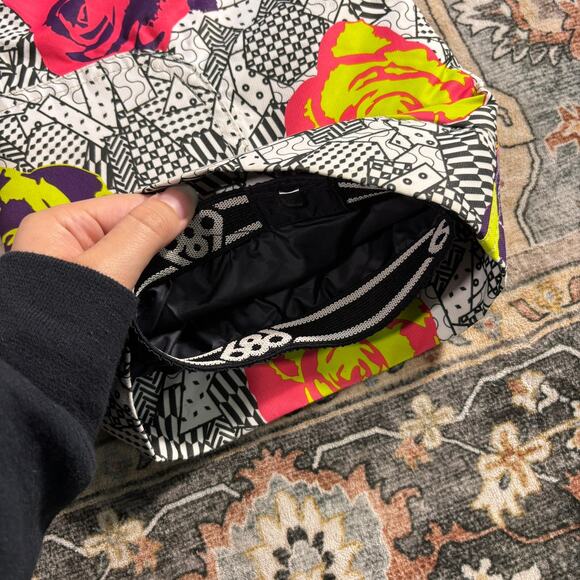 686 Youth Girls Snow Pants Snowboarding Skiing Winter Outdoor Pants Size Medium - Picture 4 of 16